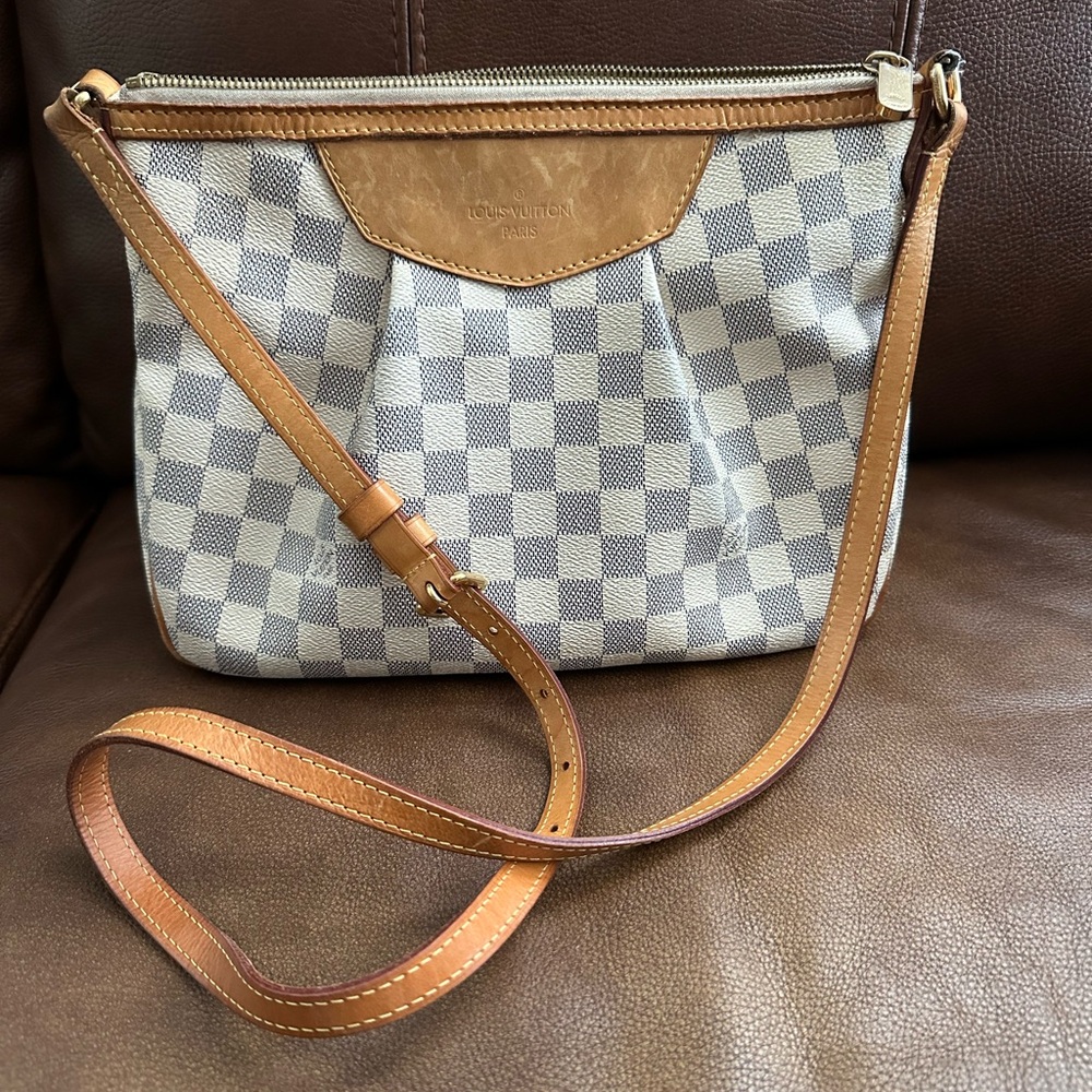 Authentic Louis Vuitton Damier Azure Siracusa PM